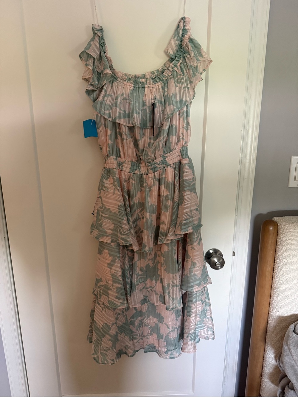 Lulu's Garden Glam Teal Floral print off the shoulder tiered midi dress Size Med - Picture 5 of 5